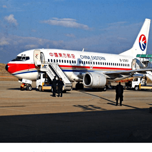 锡林浩特航空快运业稳步发展的原因是什么？